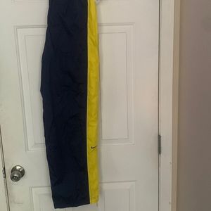 Vintage Nike windbreaker pants (rare)